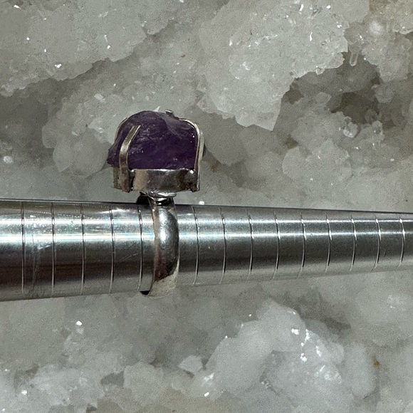 Rough Natural Amethyst Chunk Silver Plated Prong Set Ring. Size 5.75 - Picture 5 of 5